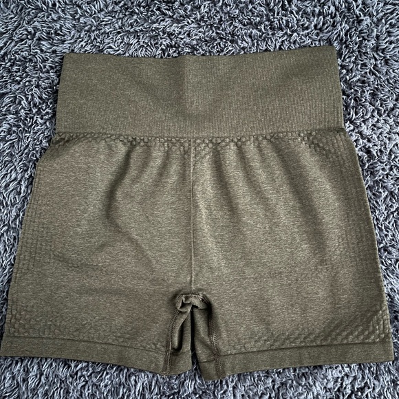 Gymshark Bundle - Picture 6 of 12